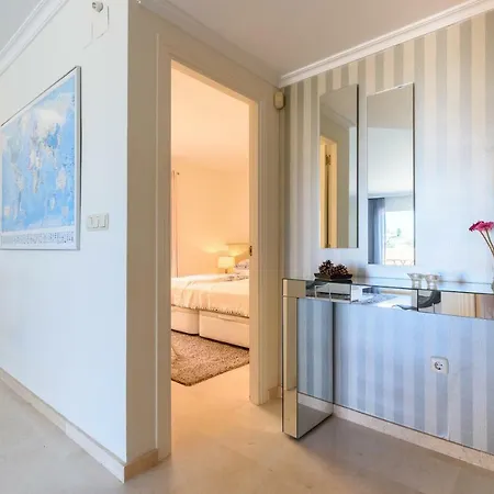 Santa Maria * 马尔韦利亚